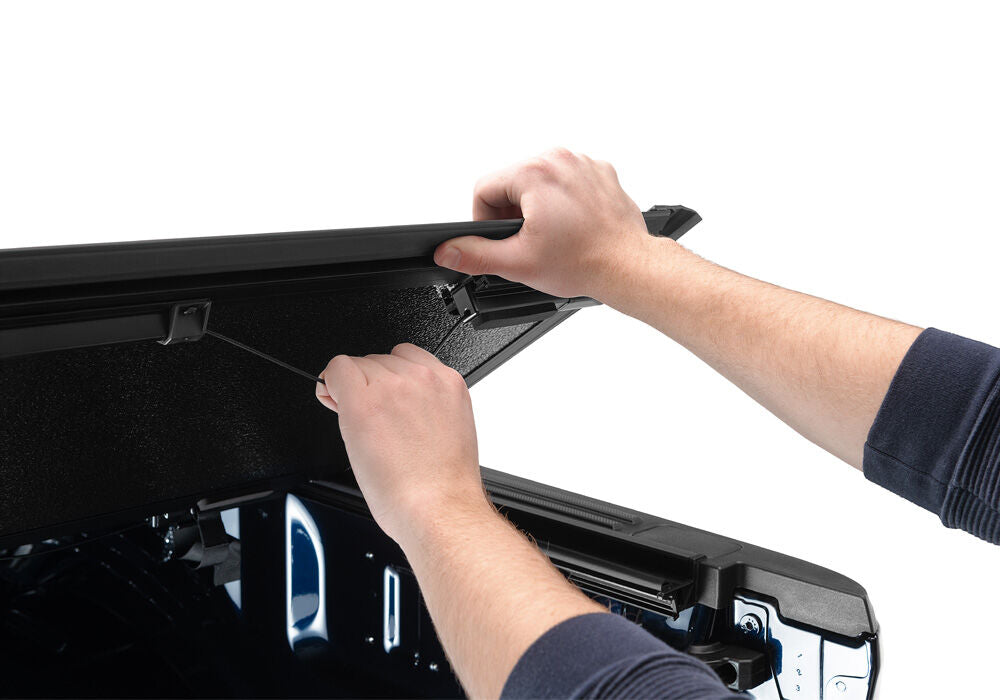 Tonneau Cover Armor Flex 2021-2026 Ford F-150 5 Foot 7 Inch Bed Crew Cab (Includes Lightning)e Black Textured UnderCover