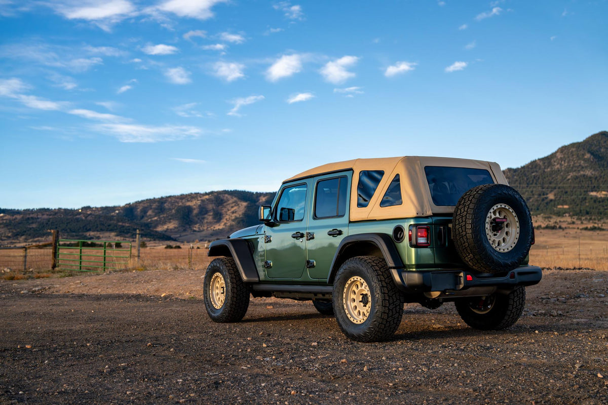 eTop Jeep 2018-26 Wrangler JL; 4-Door; 4XE (Fastback; Champagne)