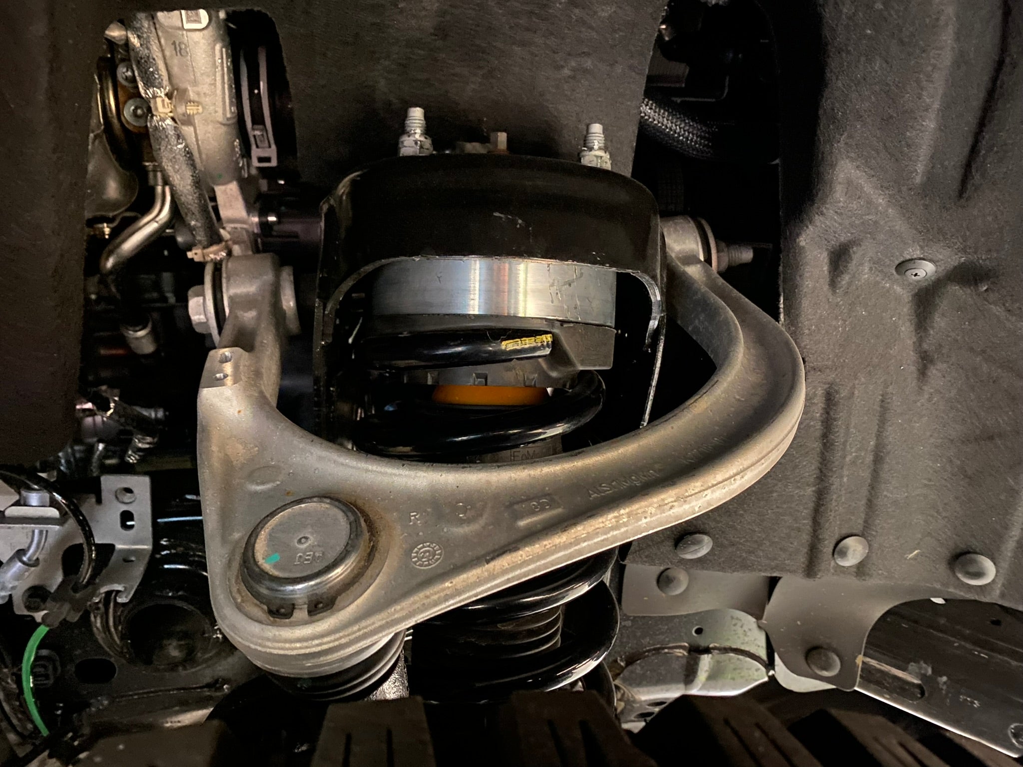 2021-2022 Bronco 1-inch front leveling kit showcasing suspension components for enhanced off-road performance.