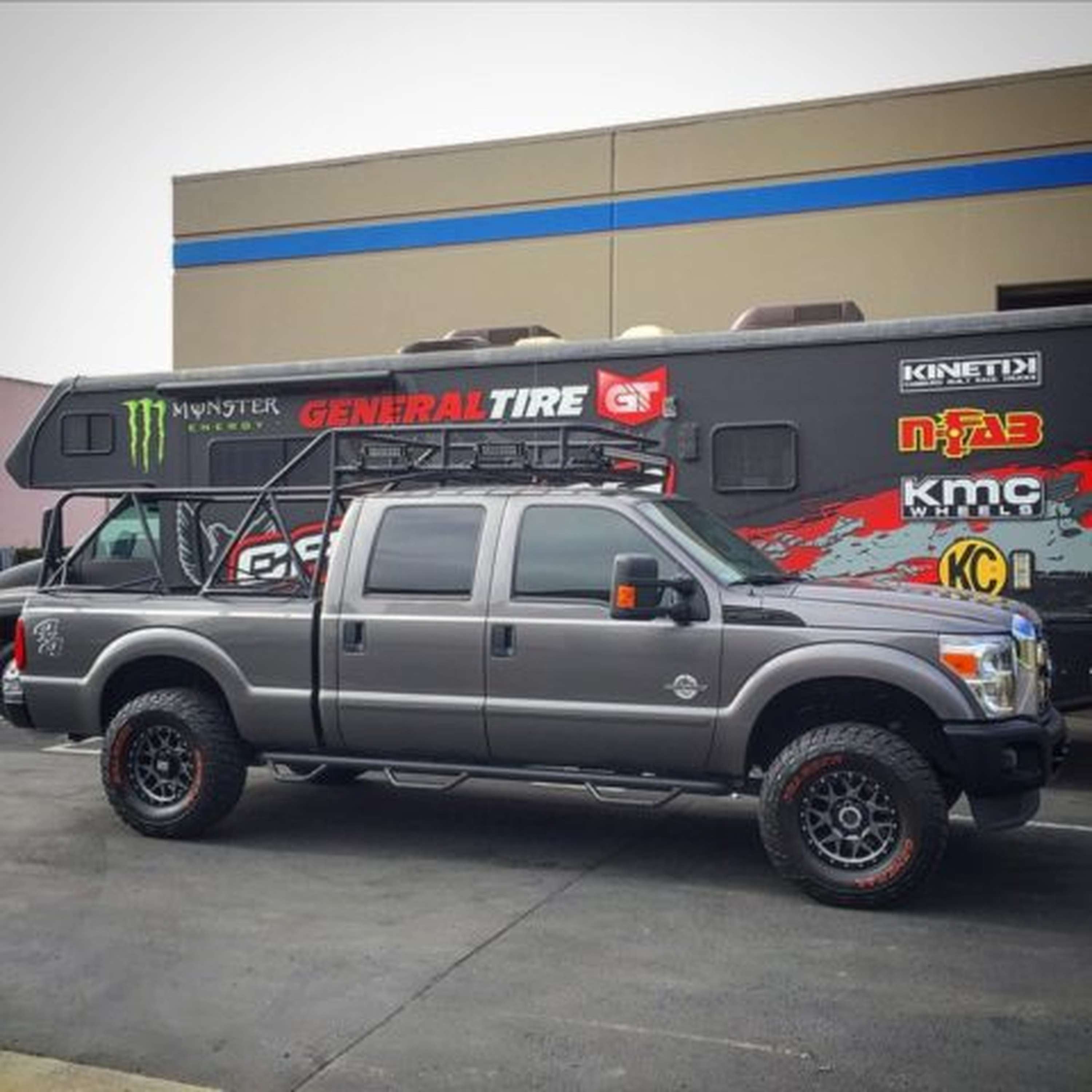 Camburg Engineering Ford F-250/350 4wd '05-16 FOX 2.0 IFP 2.5" Performance Kit (Gas)