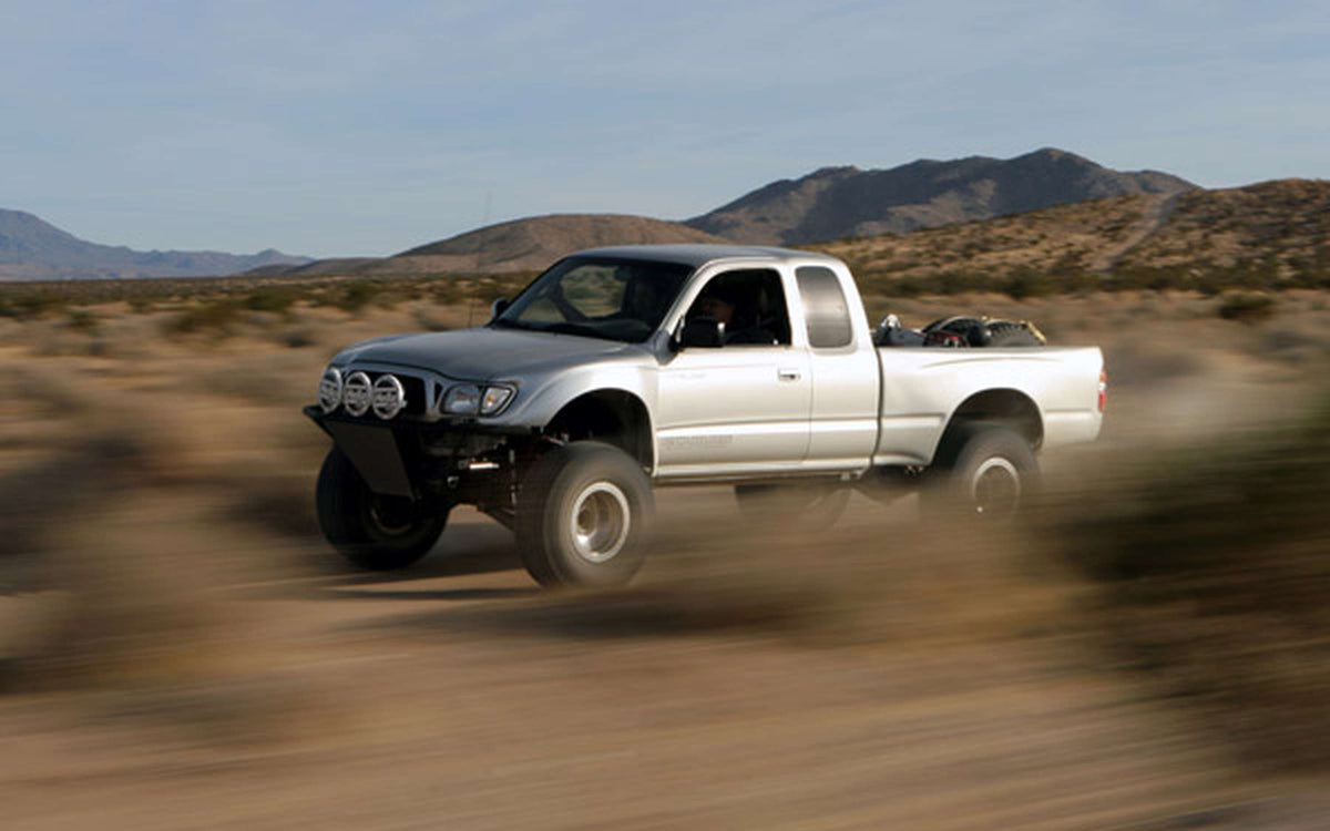 Camburg 96-04 Toyota Tacoma Pre/4WD L/T Kit