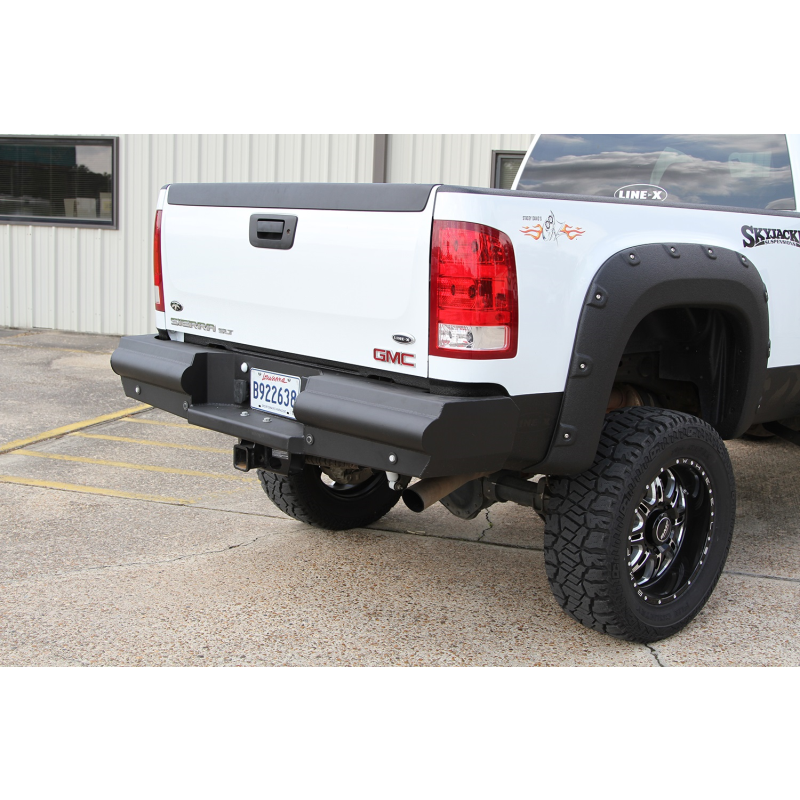 Fab Fours Elite Rear Bumper Model CH14-U3050-1