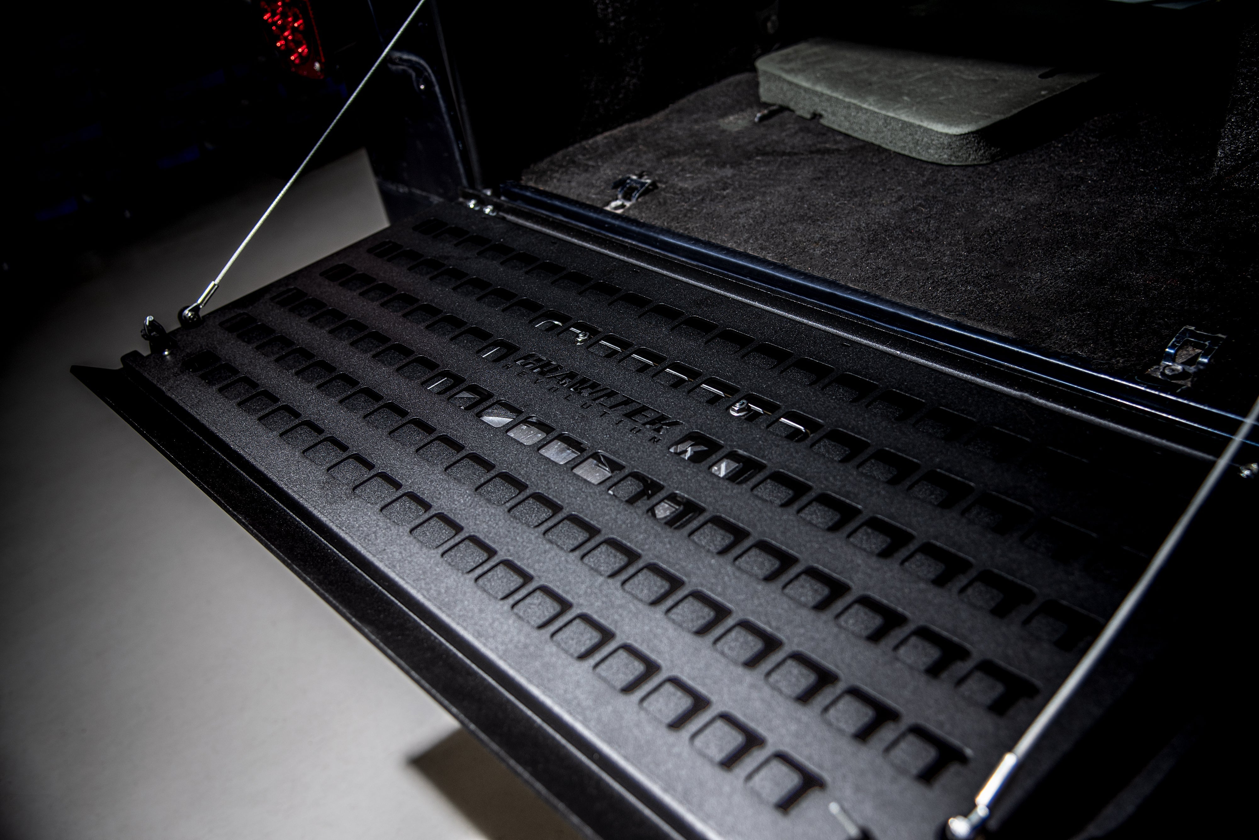 Drop Down Tailgate with Molle Rack | Jeep Wrangler YJ/TJ