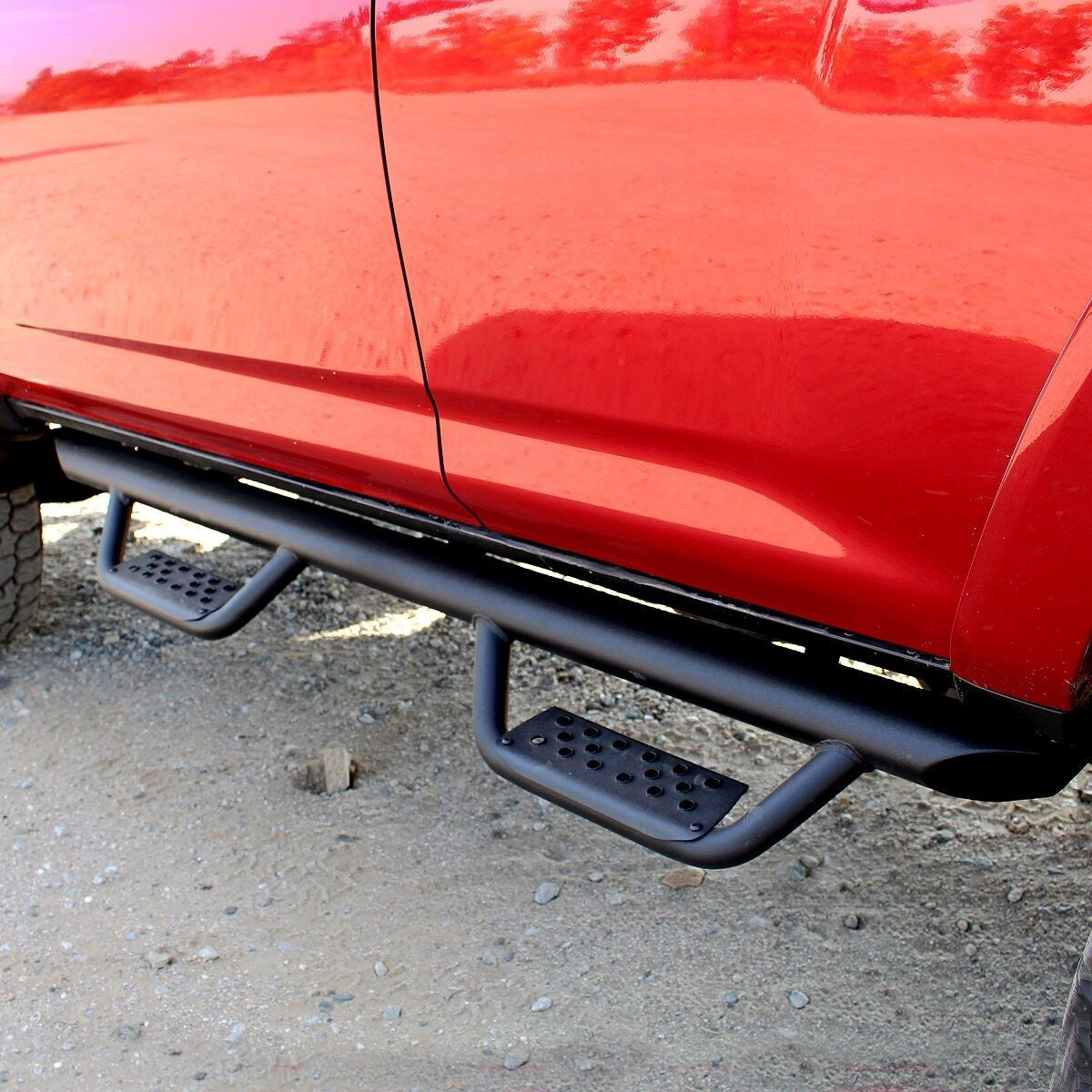 Domintator Extreme D2 Side Steps With Mounting Brackets Textured Black 2014-2024 Toyota 4Runner Go Rhino