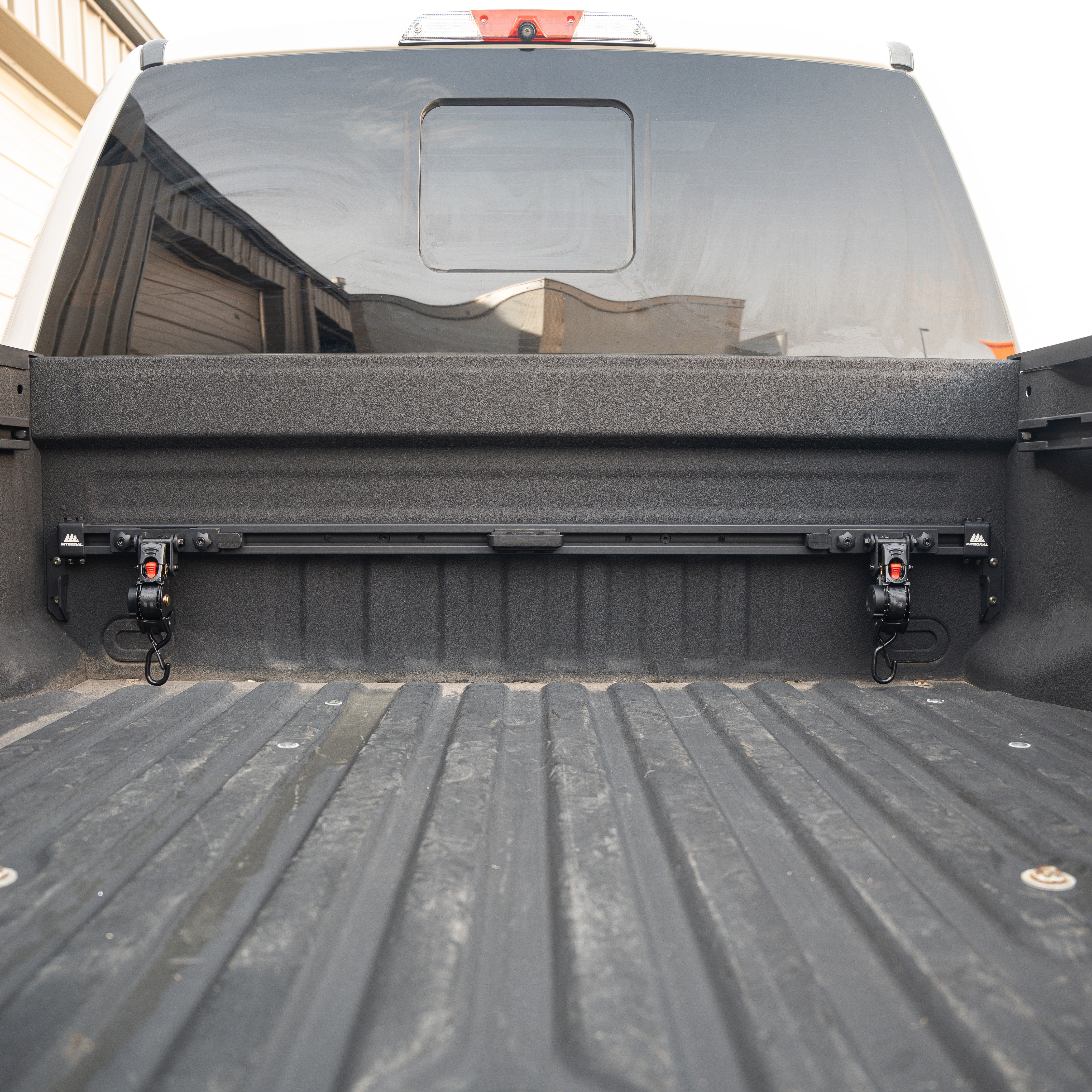 Integral Bulkhead Rail - F150 & Raptor 2015+ (5.5' Bed)
