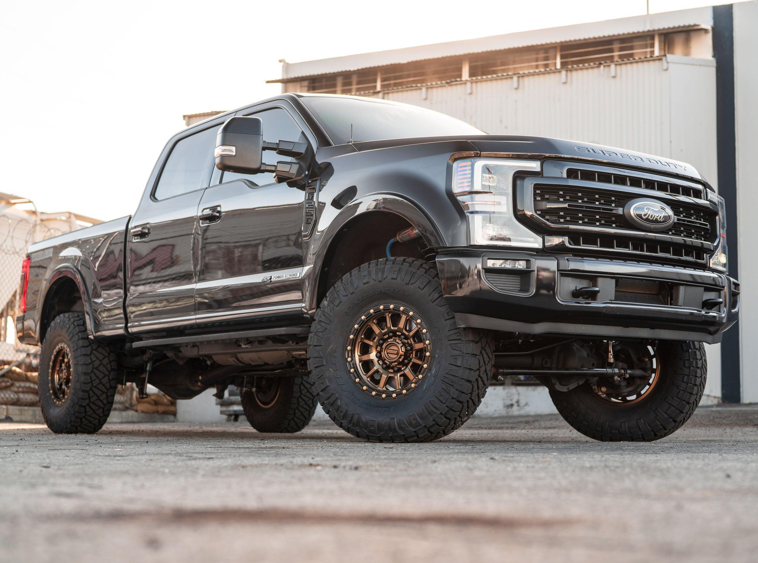 Innov8 Racing G600 Forged Wheel 17"