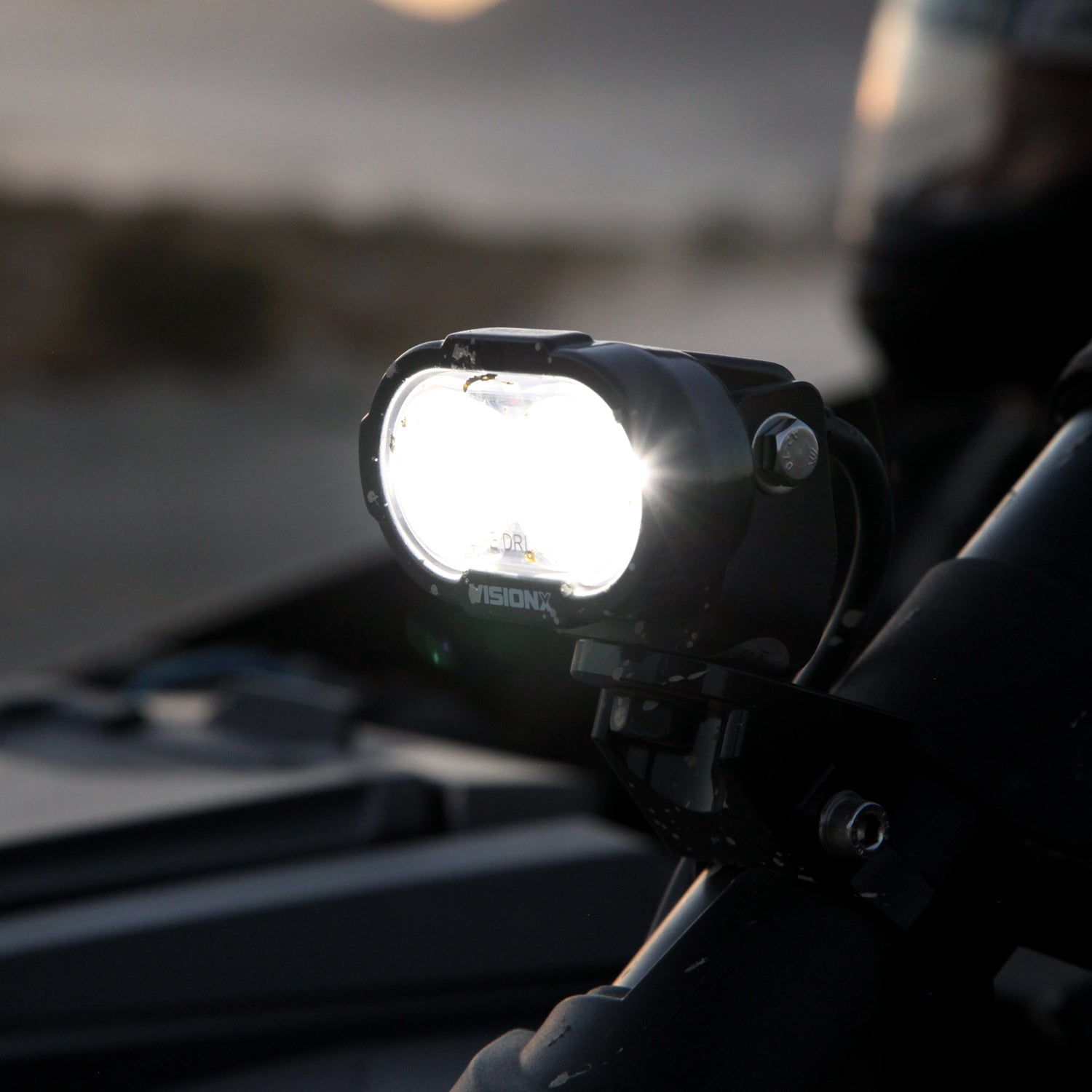 DURA PRO 2 Dual-Action Combo Driving Lights