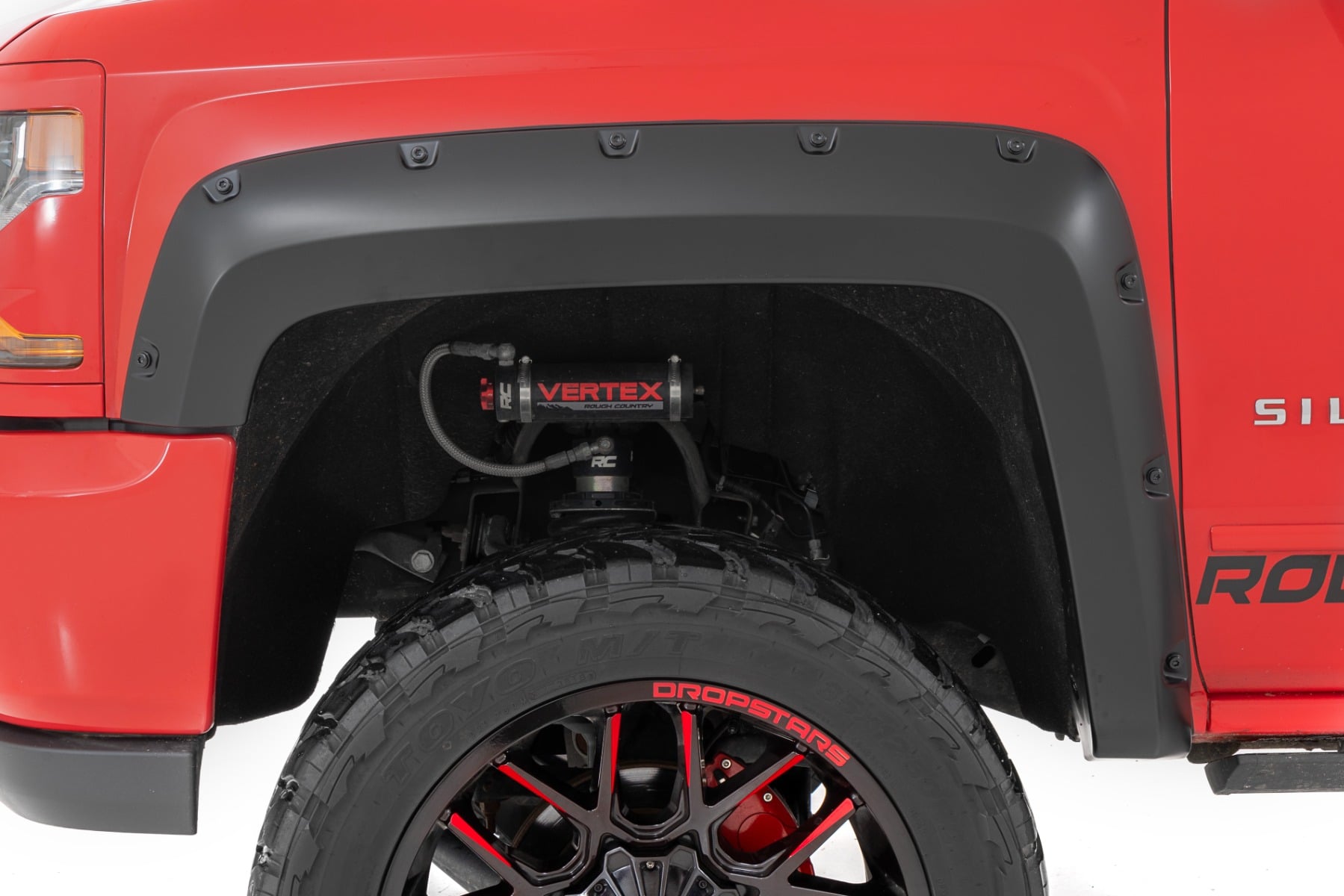 Pocket Fender Flares 5 Foot 9 Inch Bed Gas Door Chevy Silverado 1500 (14-18 & Classic) Rough Country