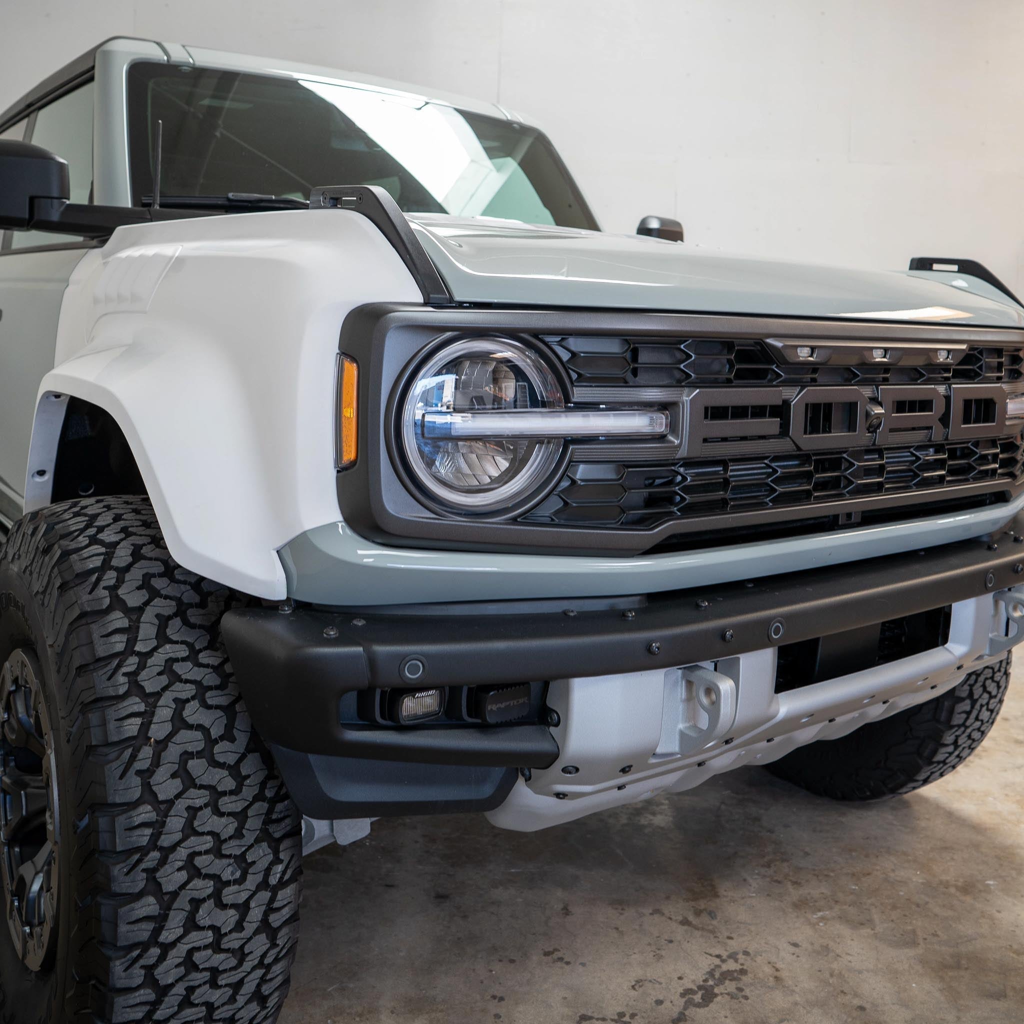 2022-2025 Ford Bronco Raptor fenders showcasing rugged design and enhanced off-road capability for improved performance.