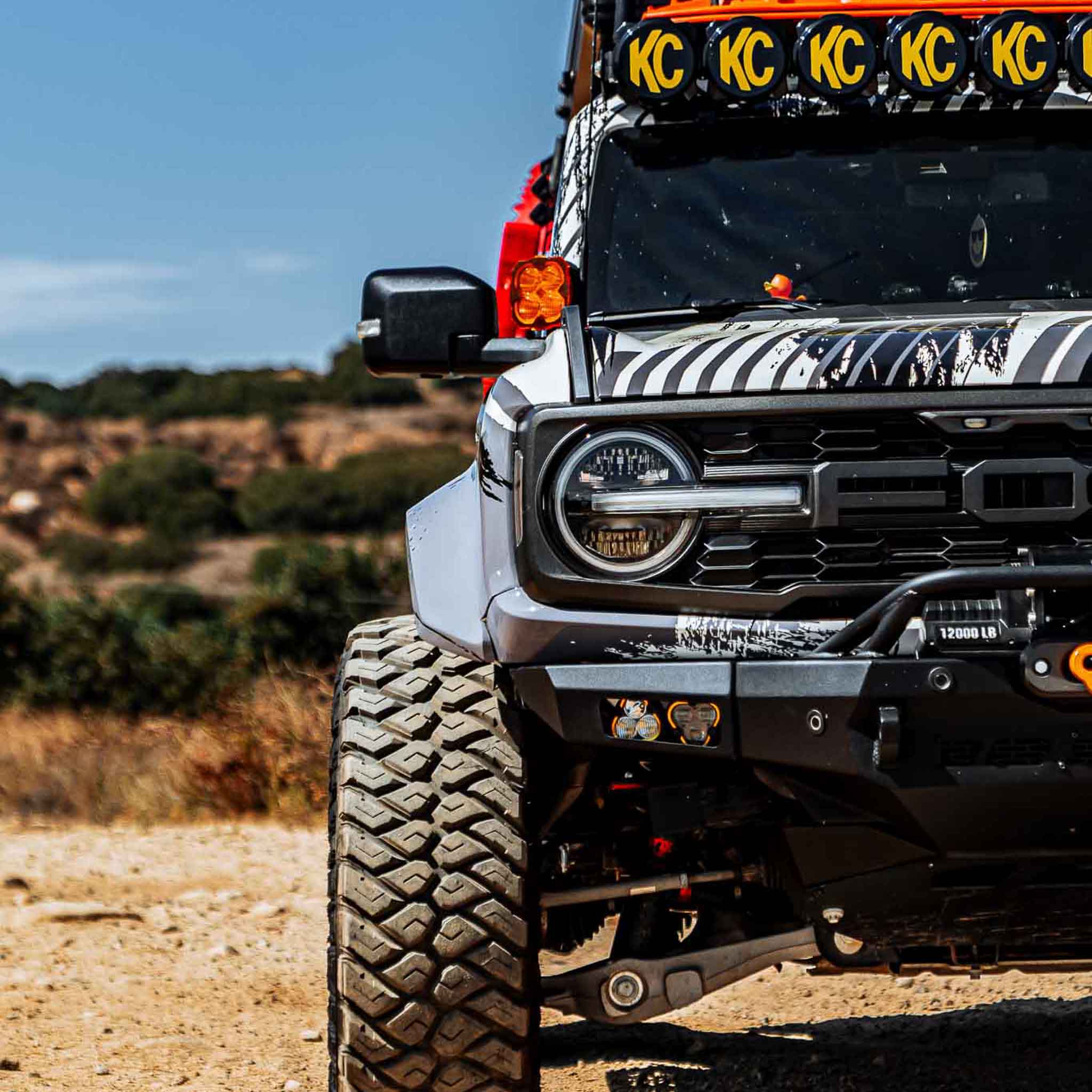 2022-2025 Ford Bronco Raptor fenders showcasing rugged design and off-road capability on a modified vehicle.