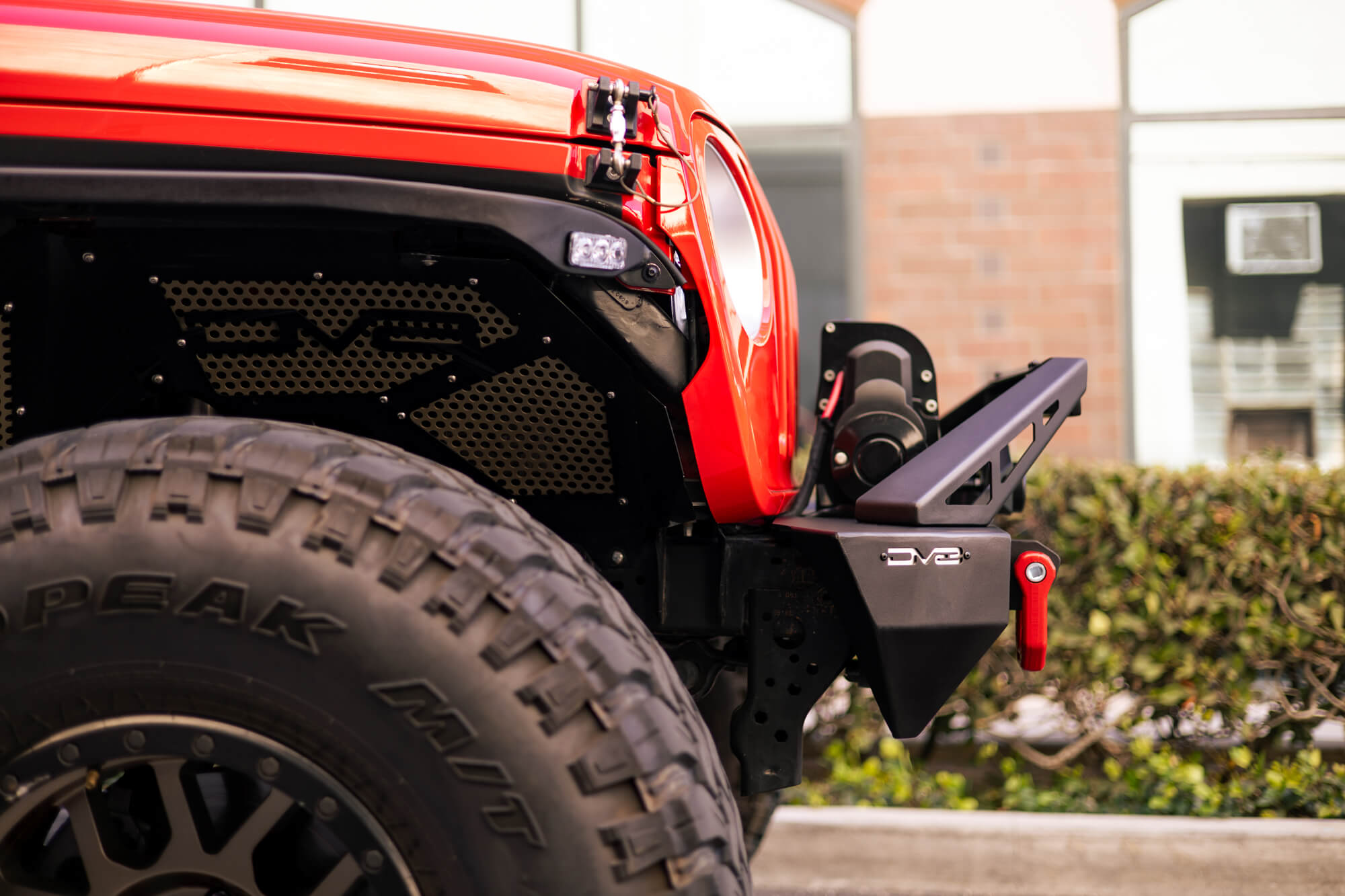 2007 2025 Jeep GladiatorJT Wrangler JK JKU JL JLU Stubby Front Bumper With Plated Bull Bar DV8 Offroad
