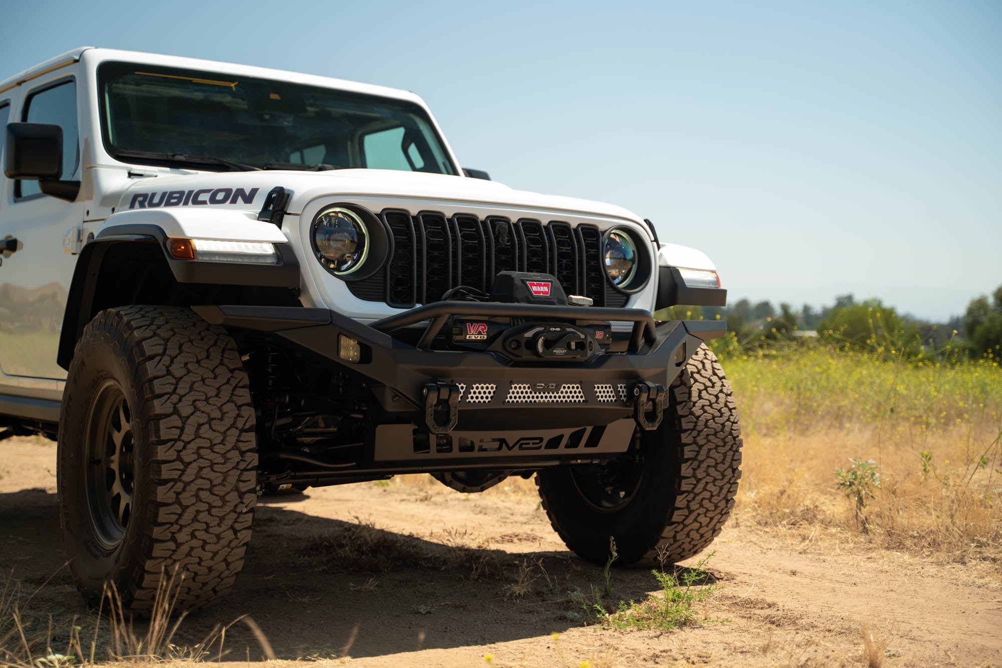 2007 2025 Jeep GladiatorJT Wrangler JK JKU JL JLU Mto Series Front Bumper DV8 Offroad