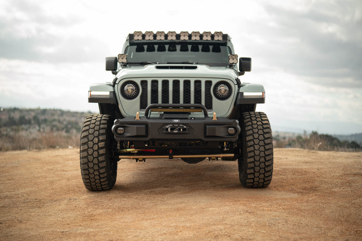 2018 2025 Jeep Wrangler JL & 2020 2025 Gladiator JT OE Plus Front Bumper DV8 Offroad