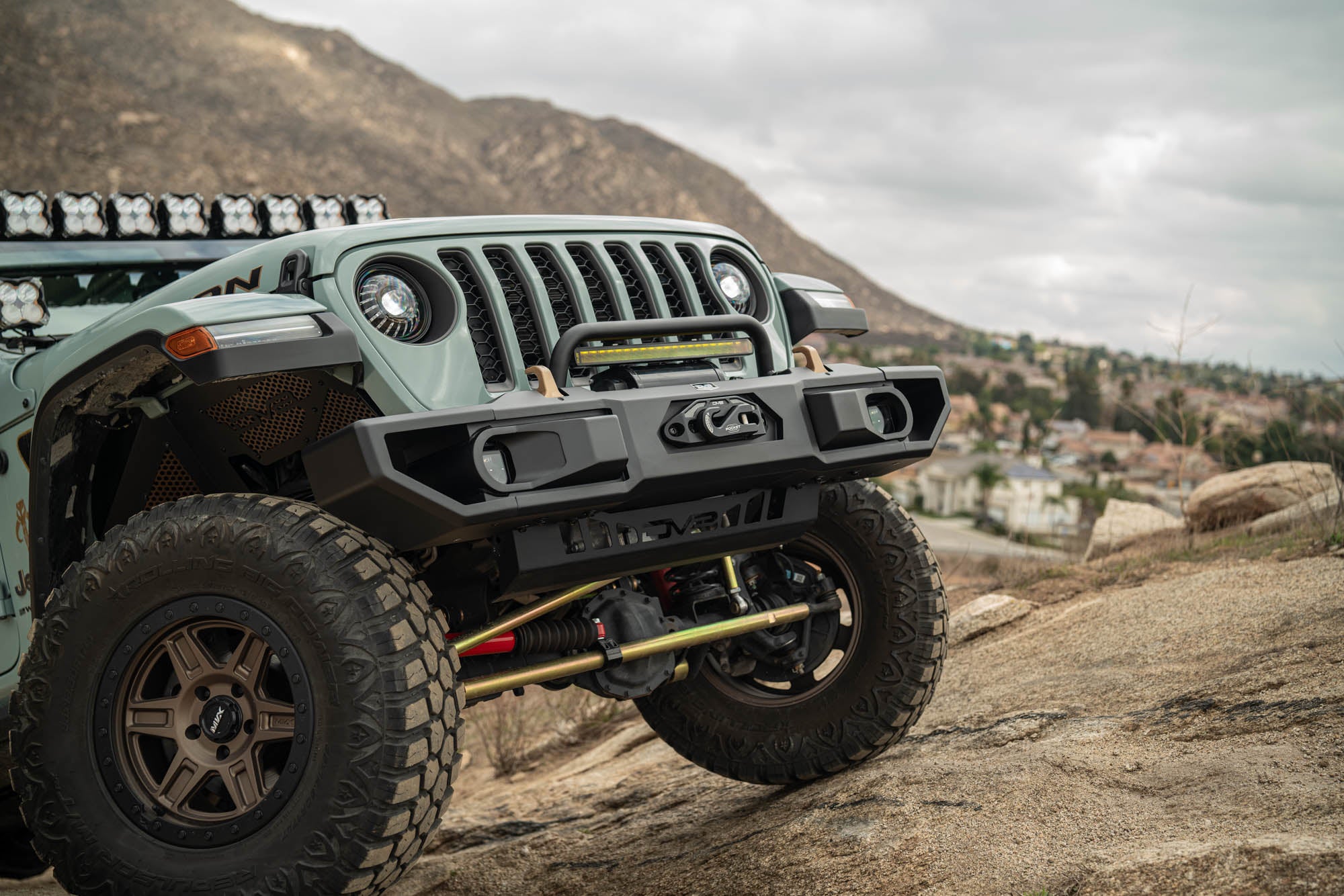2018 2025 Jeep Wrangler JL & 2020 2025 Gladiator JT OE Plus Front Bumper DV8 Offroad