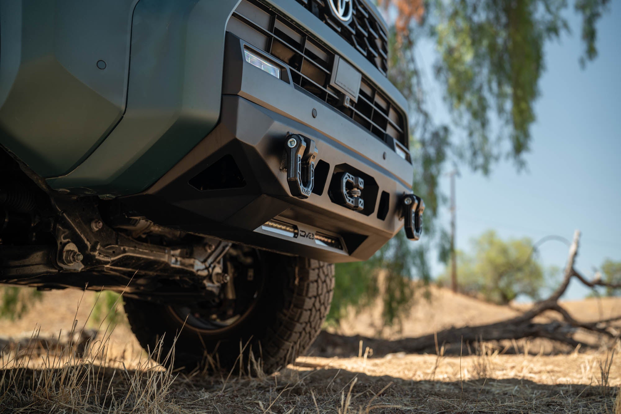 2025 Toyota 4Runner Centric Winch Front Bumper DV8 Offroad