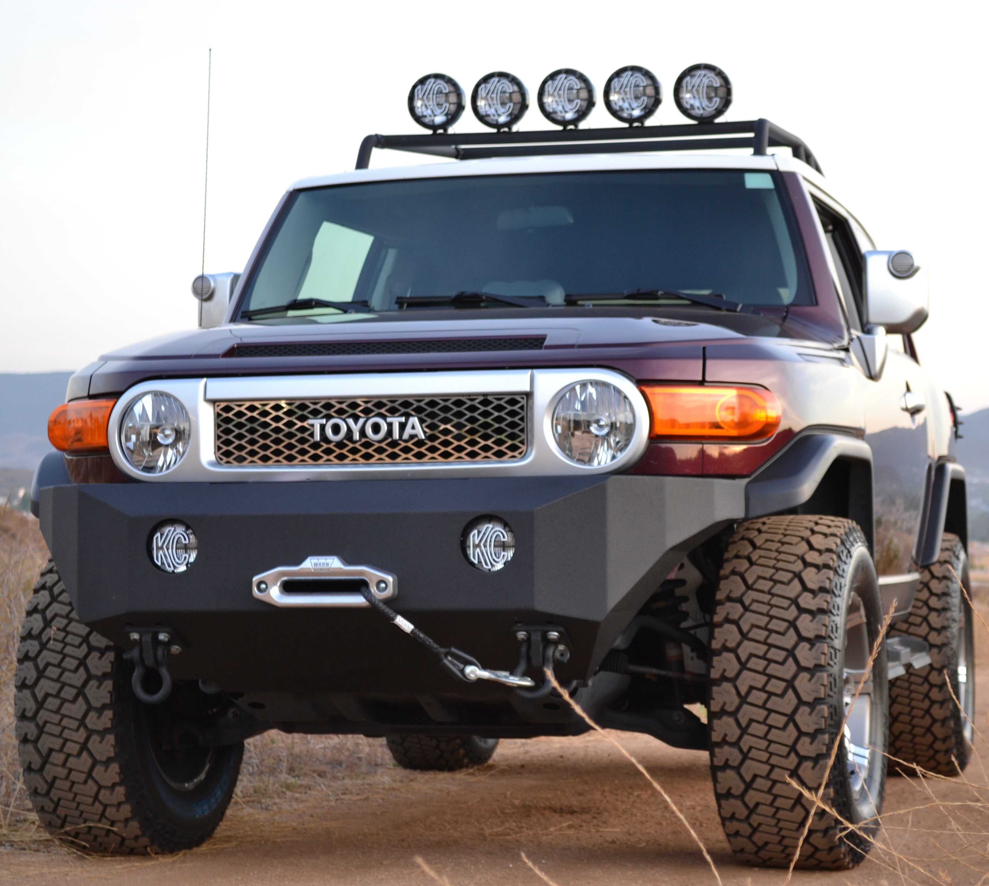 2007-2014 Toyota FJ Cruiser Front Winch Bumper Body Armor 4X4
