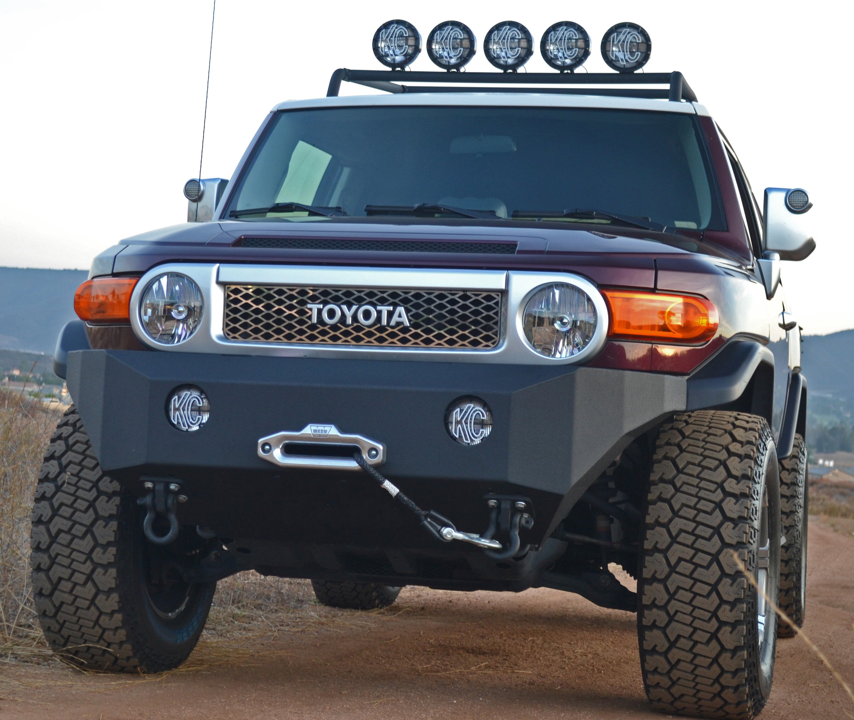 2007-2014 Toyota FJ Cruiser Front Winch Bumper Body Armor 4X4