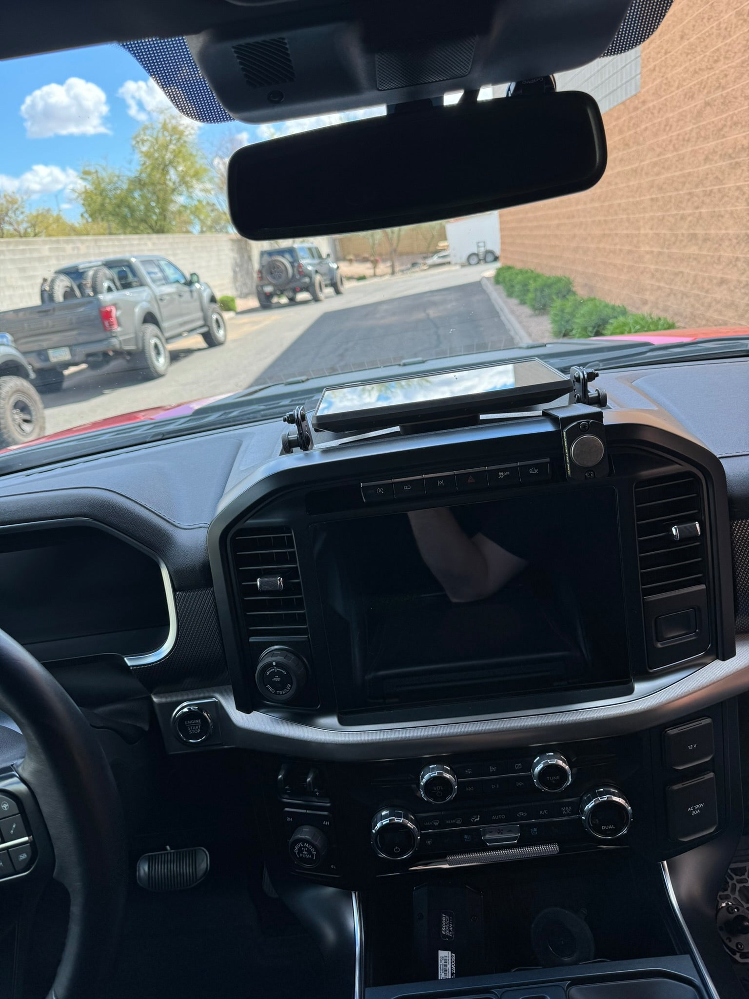 Gen 3 Raptor & 2021+ F150 - Center Dash Fold Down GPS mount - Garmin TREAD XL