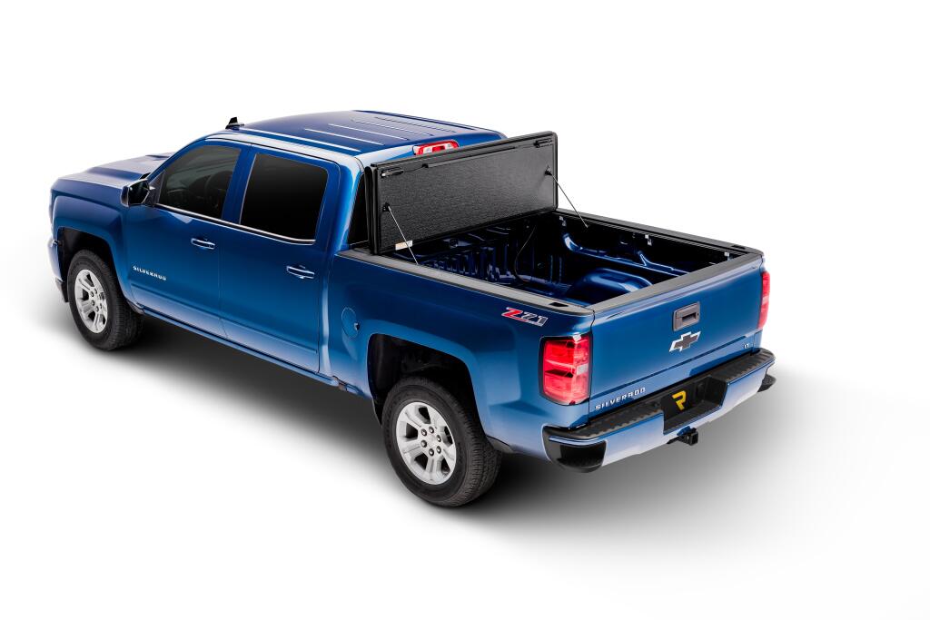 Tonneau Cover Flex 2007-2013 Chevrolet Silverado/GMC Sierra 5 Foot 9 Inch Bed Crew Cab Without Cargo Management System Without Bed Rail Caps Black Textured UnderCover