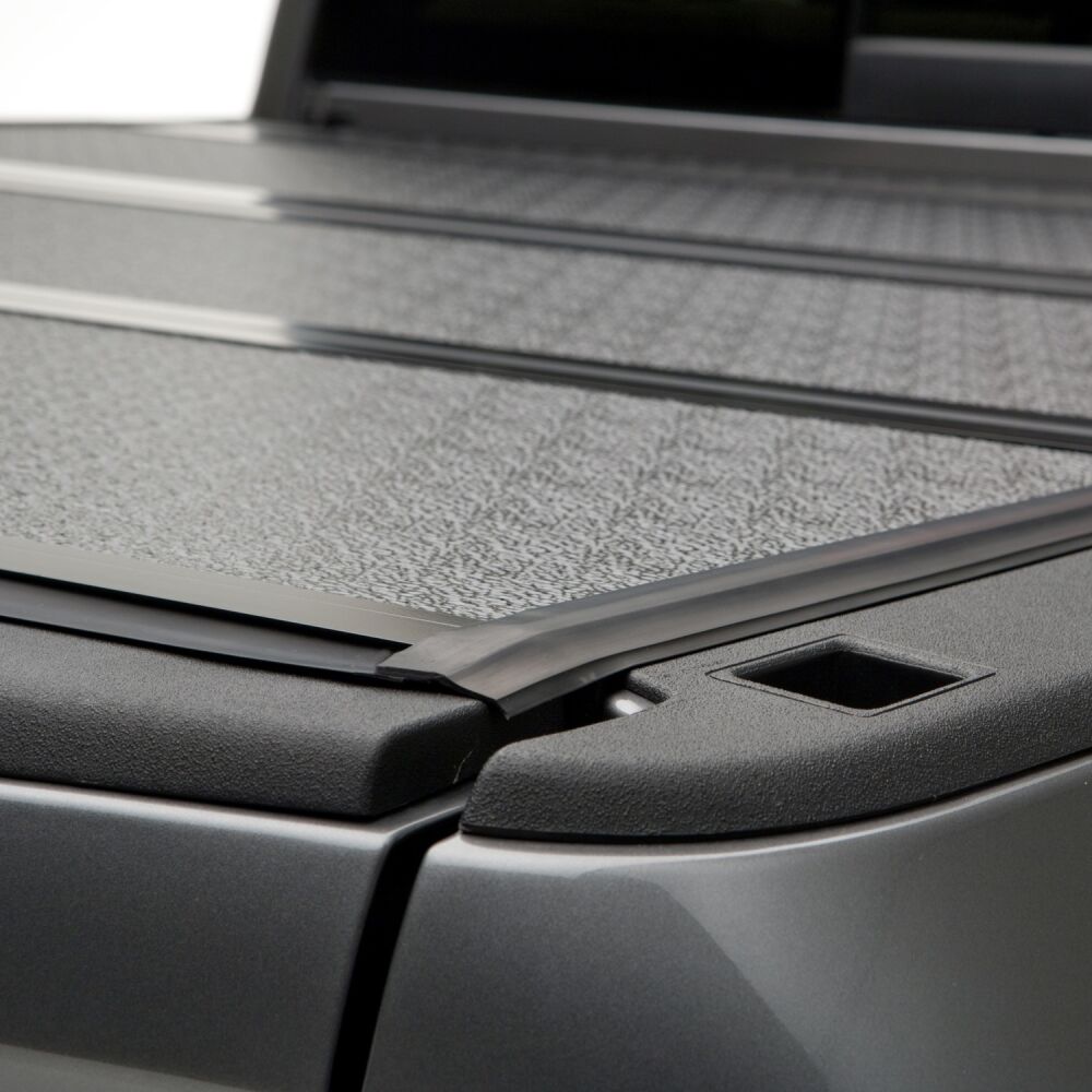 Tonneau Cover Flex 1999-2006 (2007 Classic) Silverado/Sierra 6 Foot 6 Inch Bed Std/Ext/Crew Cab Black Textured UnderCover