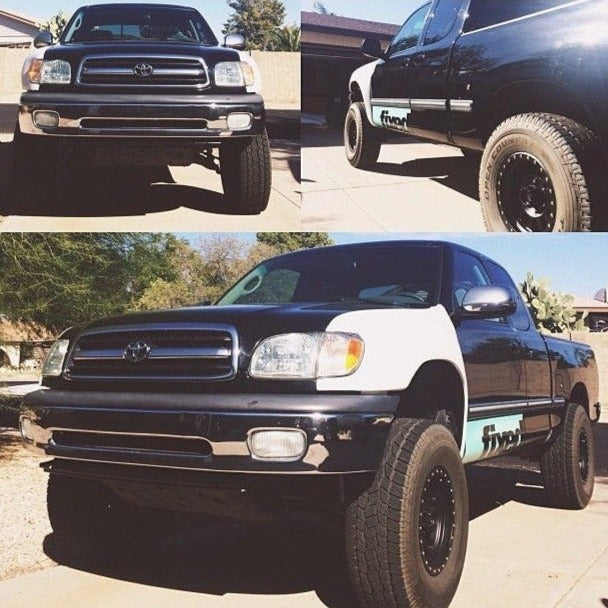 2000-2006 Toyota Tundra showcasing custom fenders, highlighting offroad style and enhanced vehicle aesthetics.