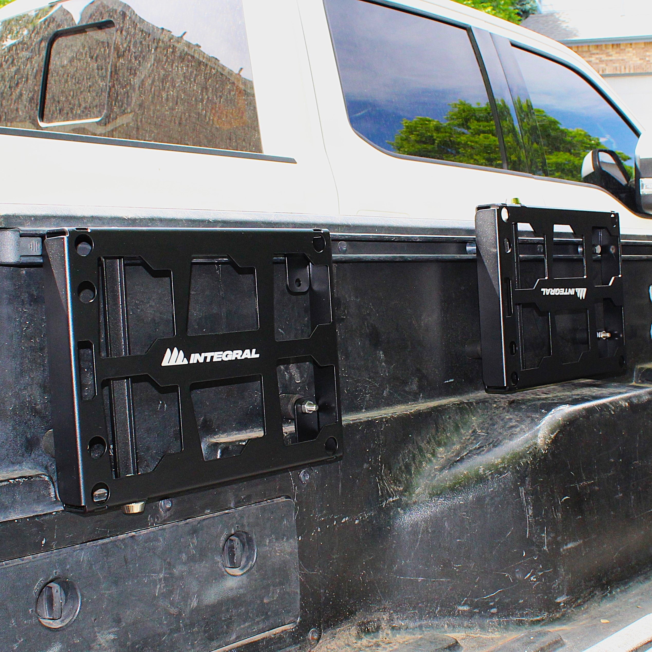 Integral Bedside Panel - Toyota Tacoma (2005+), Tundra (2007+), Jeep Gladiator (2019+)