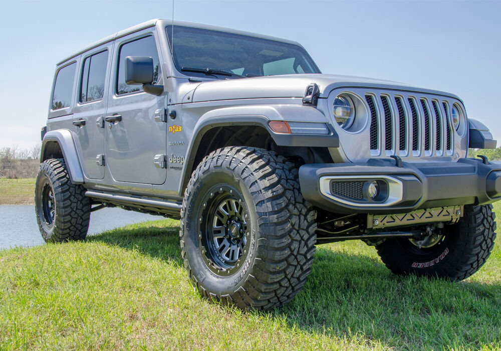 RKR Rock Rails Cab Length (2 Steps per Side) 2020-2025 Jeep Gladiator JT 4-Door Textured Black NFab