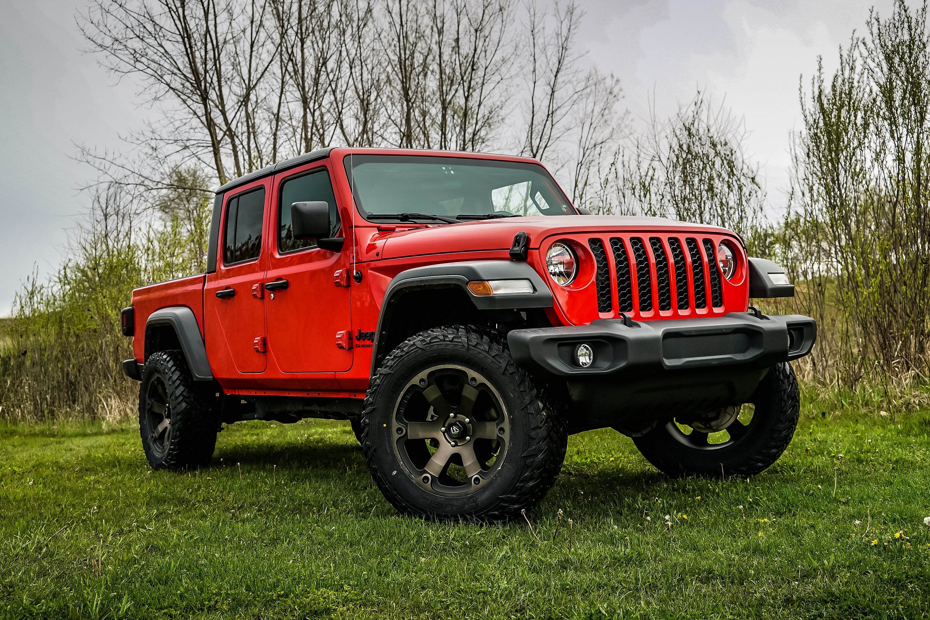 3 inch lift kit for Jeep Gladiator JT (2020-2025) enhancing off-road capability and aggressive stance.