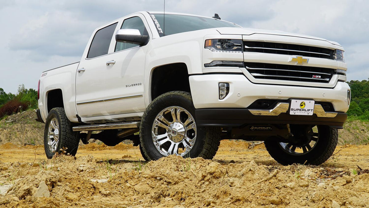 6.5 Inch Lift Kit 2014-2016 Chevy Silverado and GMC Sierra 1500 4WD with Cast Steel Control Arms with Bilstein Rear Shocks Superlift