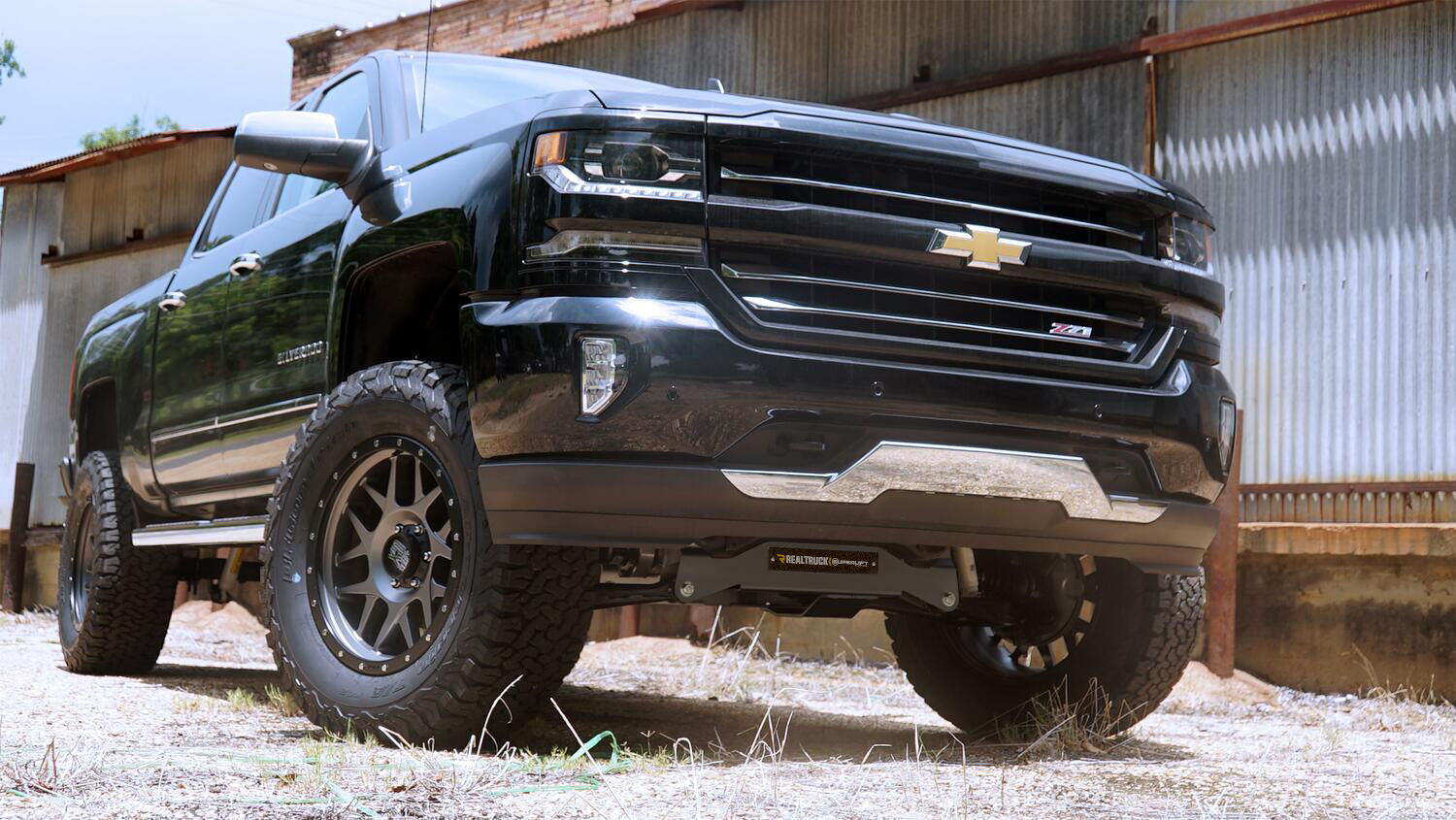 6.5 Inch Lift Kit 2007-2013 Chevy Silverado/GMC Sierra 1500 4WD with Fox 2.0 Series Shocks Superlift