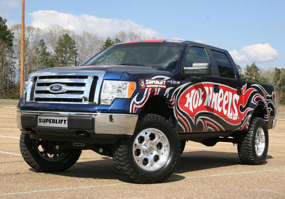 6 Inch Lift Kit 2009-2014 Ford F-150 4WD with Superlift Rear Shocks Superlift