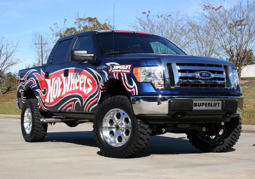 6 Inch Lift Kit 2009-2014 Ford F-150 4WD with Superlift Rear Shocks Superlift