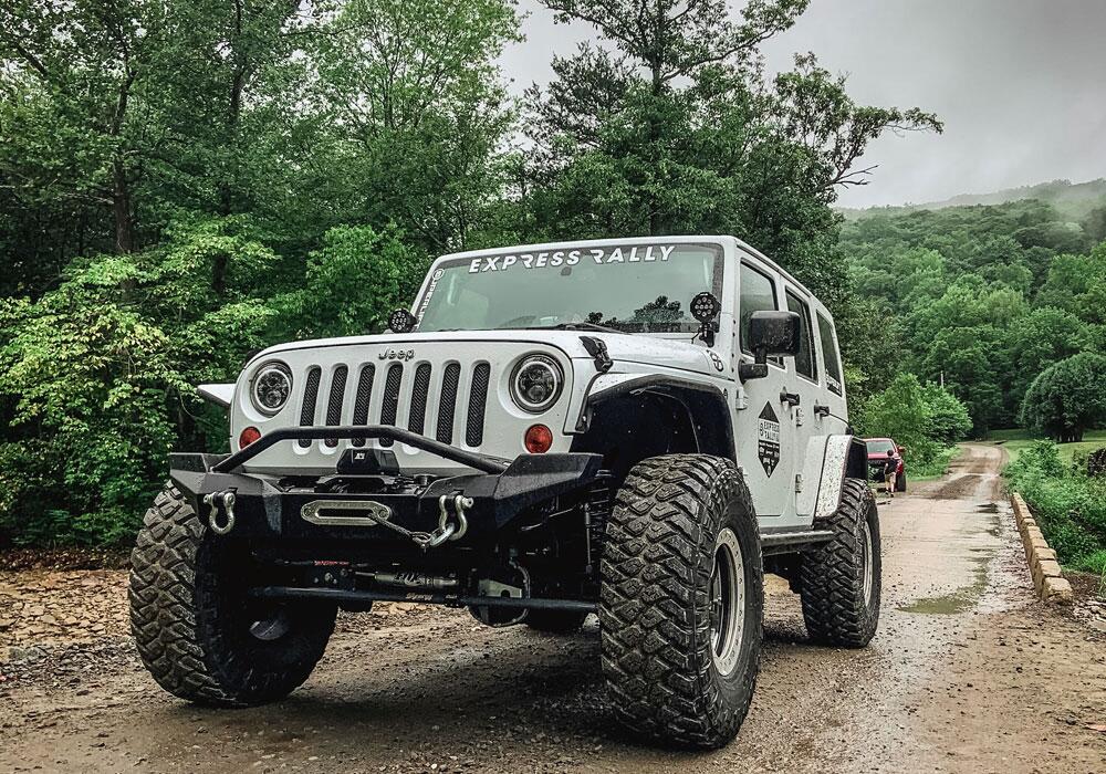 4 Inch Rock Runner Series Lift Kit 2007-2017 Jeep Wrangler JK Unlimited with Fox Shocks Superlift