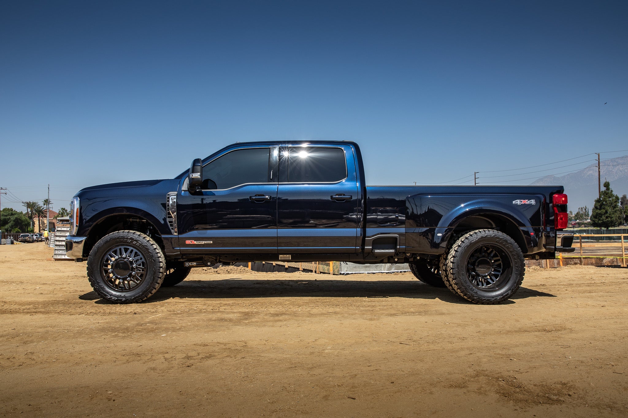 2023-2025 Ford F-250/F-350 Super Duty 4WD 2.5-3 Inch Lift Coilover Conversion System W/ Radius Arms & Expansion Packs Icon Vehicle Dynamics