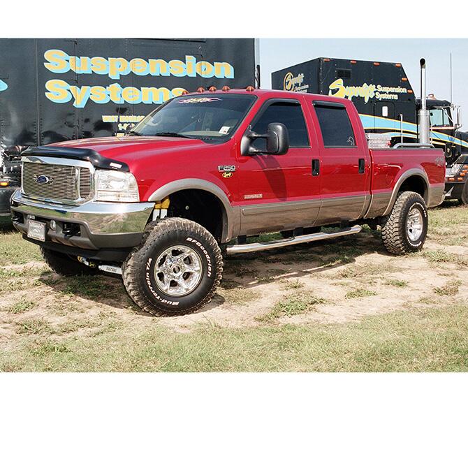 4 Inch Lift Kit 2000-2004 Ford F-250 and F-350 Super Duty 4WD Diesel and V-10 with Bilstein Shocks Superlift