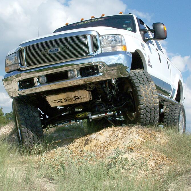 8 Inch Lift Kit 2000-2004 Ford F-250 and F-350 Super Duty 4WD Diesel and V-10 with Superlift Shocks Superlift