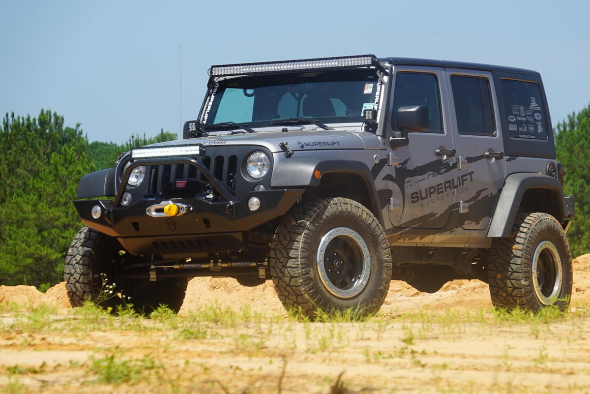 4 Inch Lift Kit 2007-2018 Jeep Wrangler JK Unlimited with Reflex Control Arms and Superlift Shocks Superlift