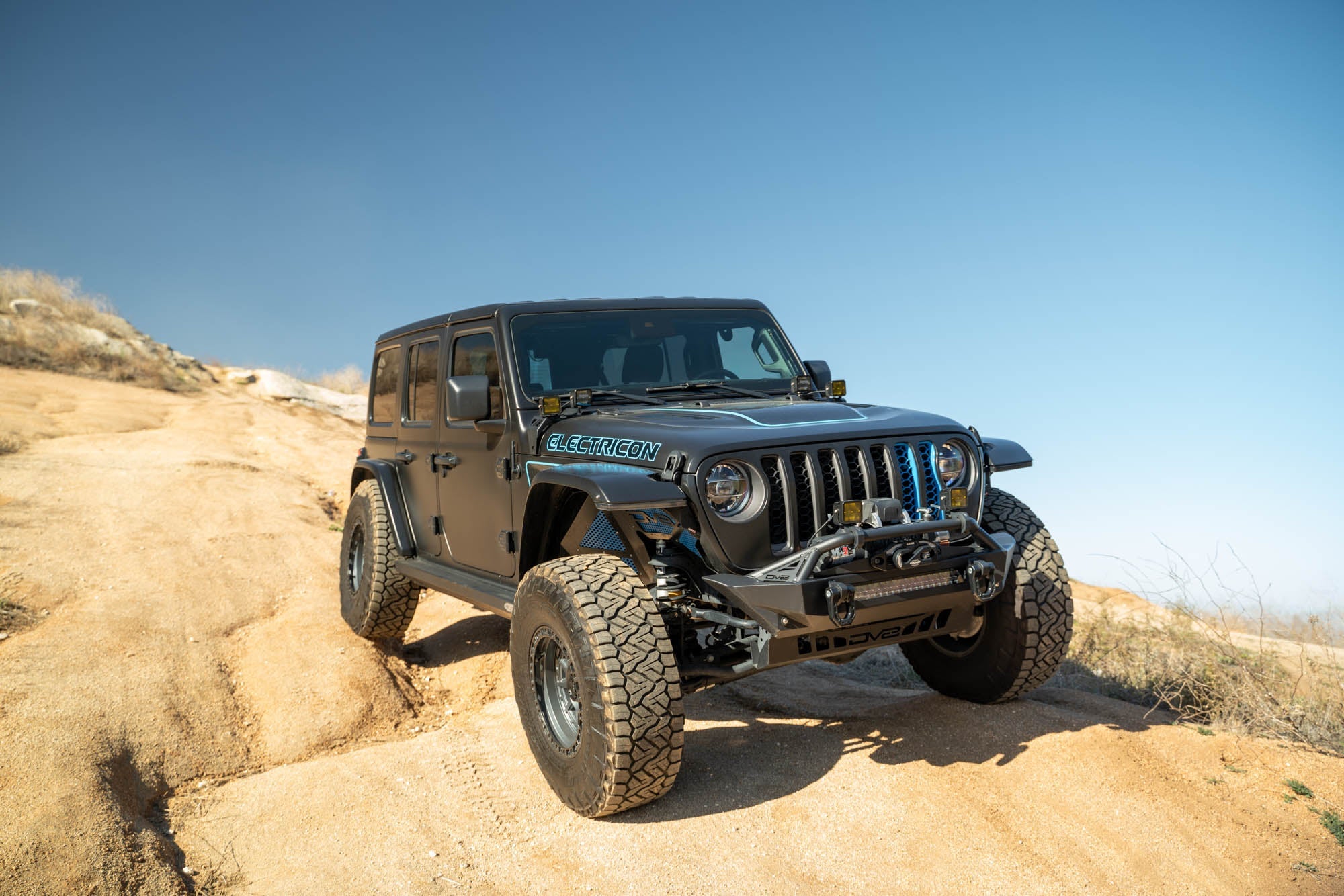 2020 2025 Jeep Wrangler JL JLU 4xe Gladiator JT Dual Light Pod Mounts DV8 Offroad