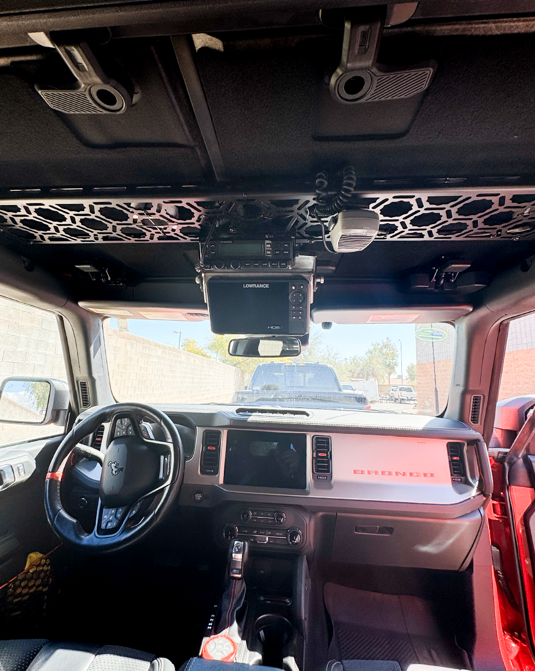 Fold Down Lowrance HDS7-LIVE GPS Mount - Bronco and Bronco Raptor Roof Mount