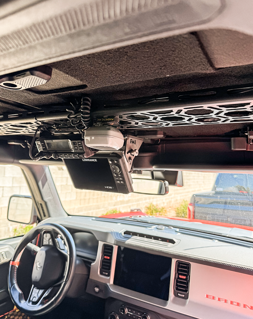 Fold Down Lowrance HDS7-LIVE GPS Mount - Bronco and Bronco Raptor Roof Mount