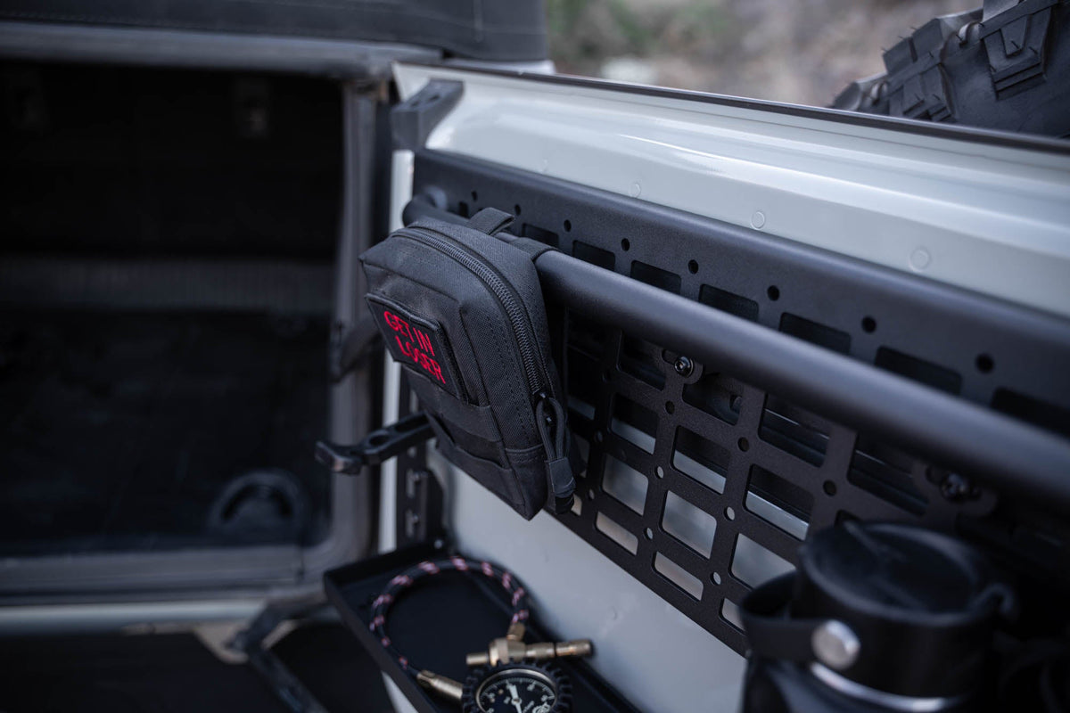 2021 2024 Ford Bronco Tailgate Molle Panel DV8 Offroad