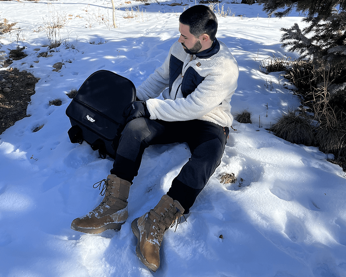 Stow-N-Go Carbon HD 18 Can Cooler