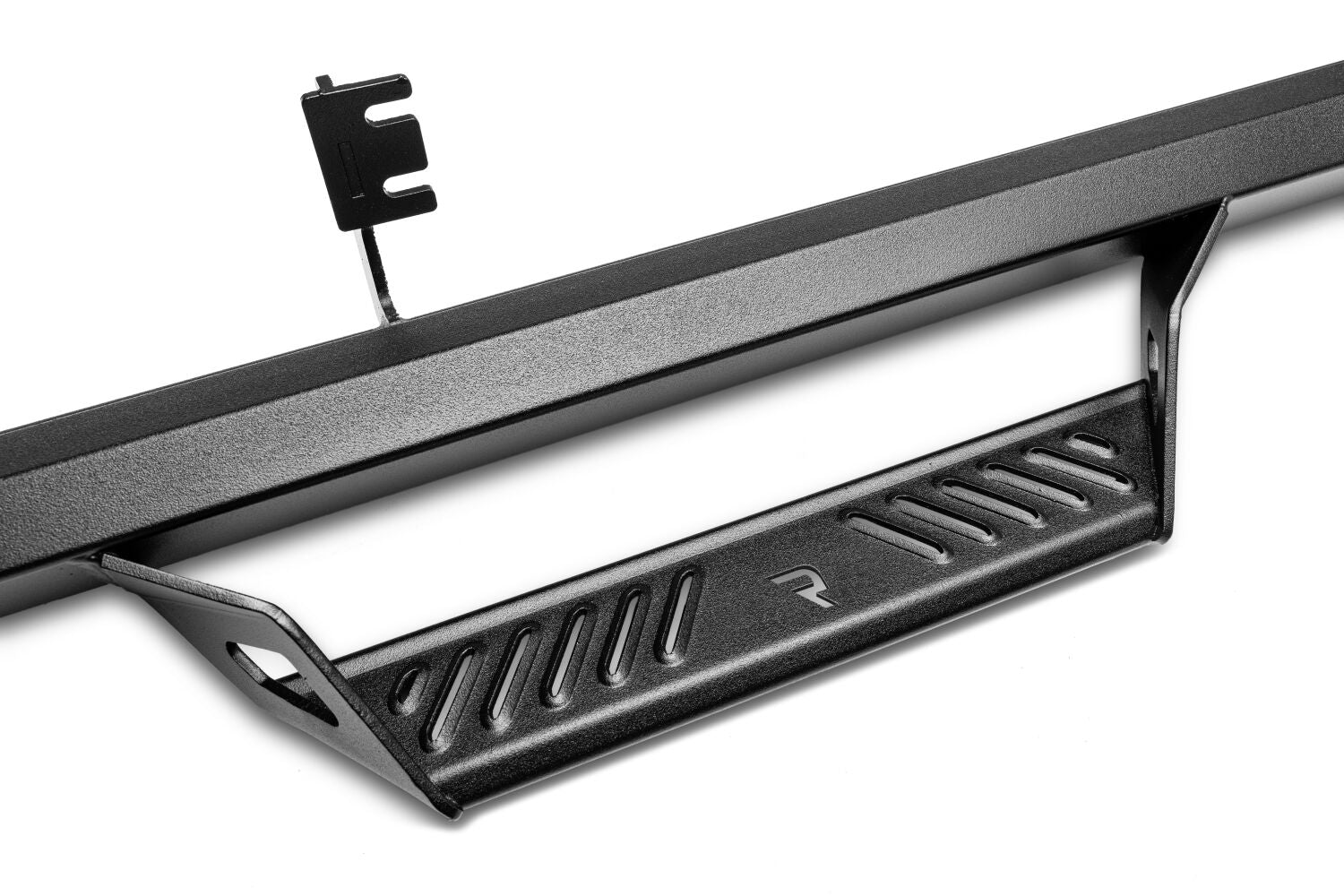 Predator Pro Cab Length (2 Steps per Side) 2017-2024 Nissan Titan/2016-2024 Titan XD Crew Cab Textured Black NFab