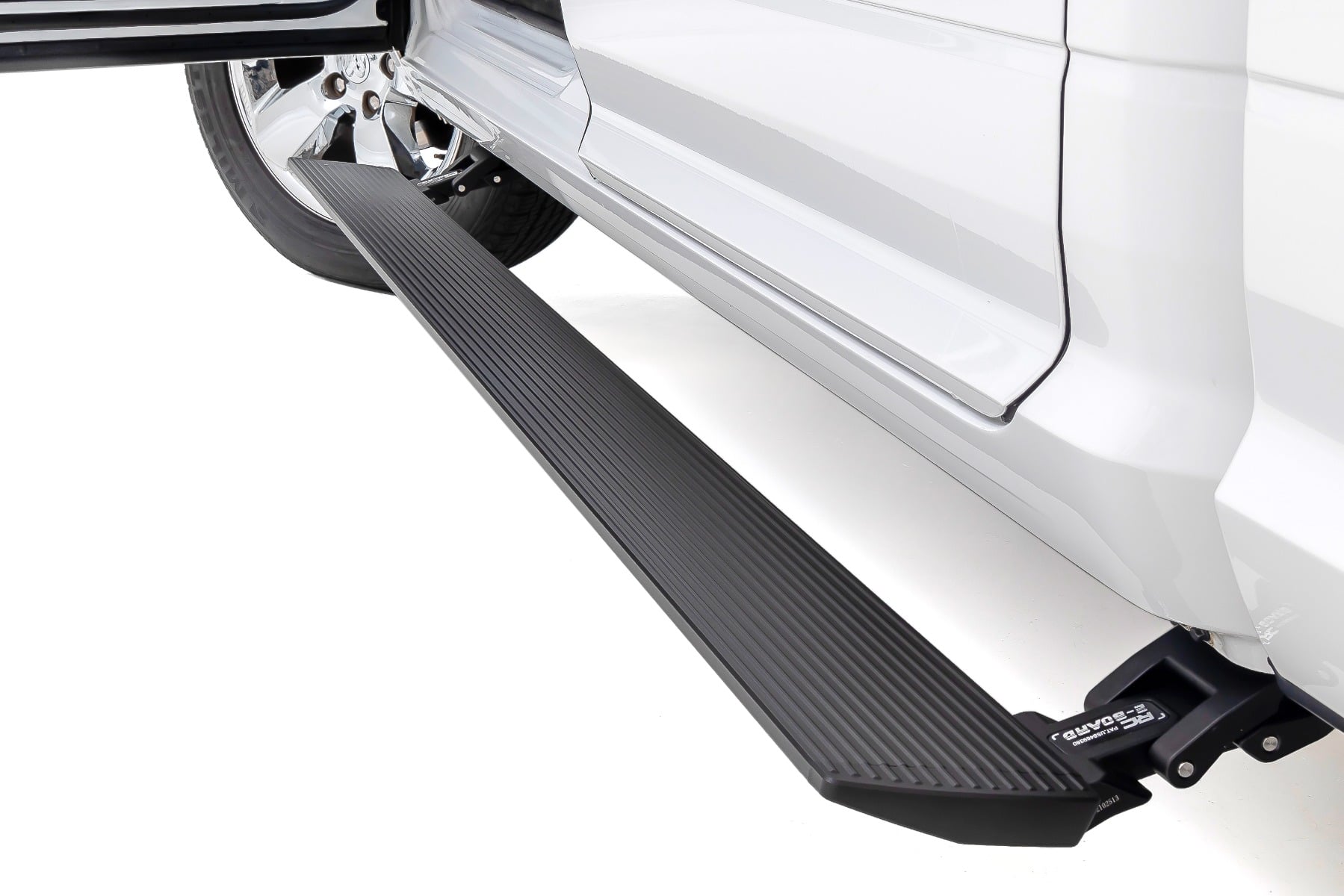 Power Running Boards Dual Electric Motor Crew Cab Ram 1500 2WD/4WD (2009-2018 & Classic) Rough Country