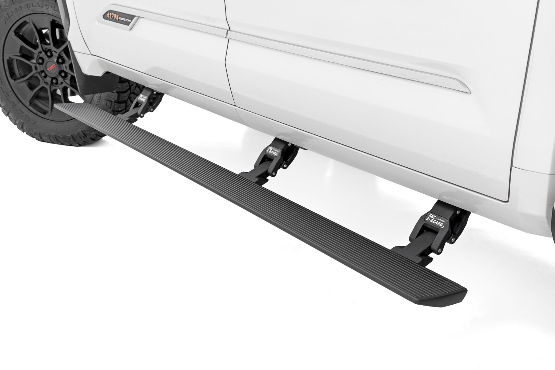 Power Running Boards Dual Electric Motor CrewMax Toyota Tundra (22-26) Rough Country