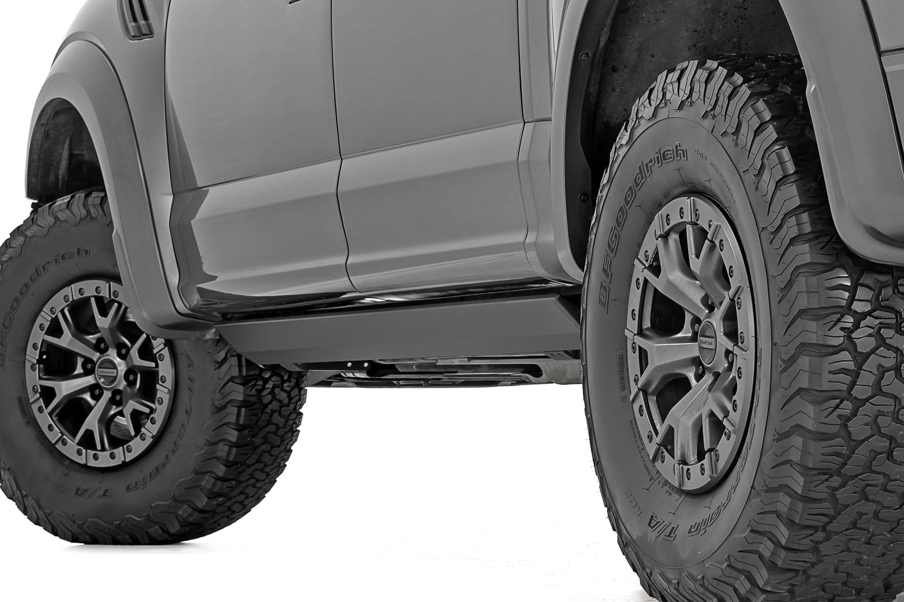 Power Running Boards Dual Electric Motor Crew Cab Ford F-150/Lightning/F-250/F-350/Raptor (15-26) Rough Country