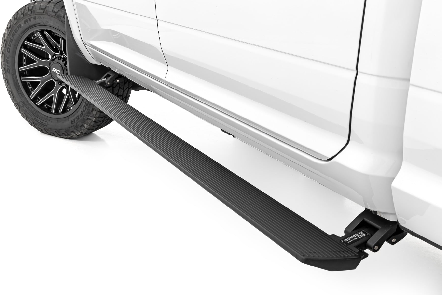 Power Running Boards Dual Electric Motor Quad Cab Ram 2500/3500 (11-26) Rough Country