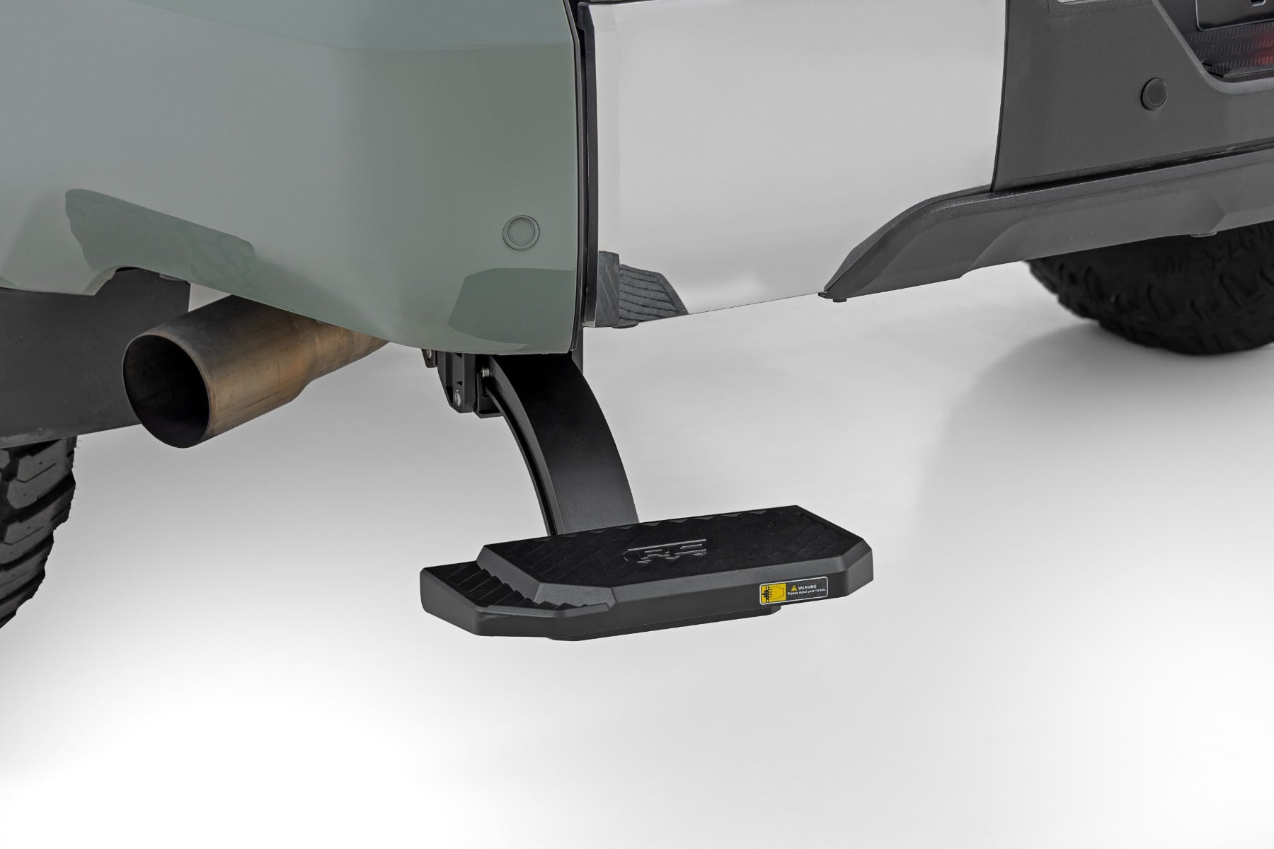 Retractable Bed Step Manual Pull Toyota Tundra 2WD/4WD (2022-2026) Rough Country