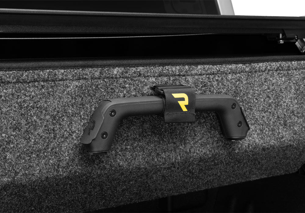 RetraxPRO with EZ-Off FRC-4000 Retractable Tonneau Cover Industrial Strength Aluminum Construction 2019-2023 Ford Ranger 5' Bed