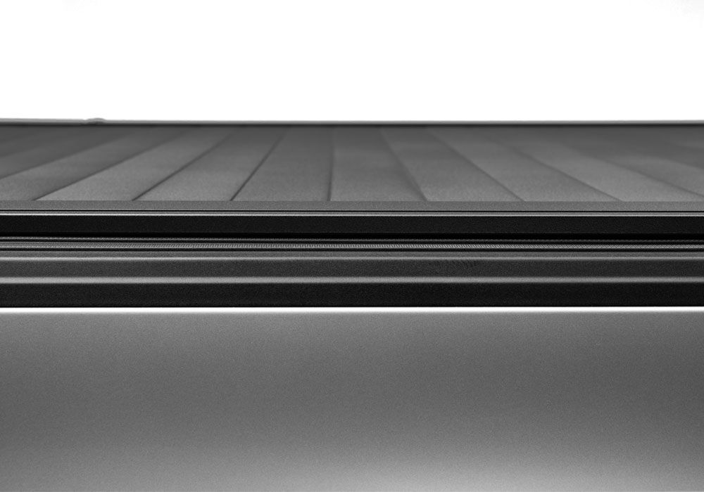 RetraxPRO with EZ-Off FRC-4000 Retractable Tonneau Cover Industrial Strength Aluminum Construction 2019-2026 Silverado/Sierra (without CarbonPro Bed) 5' 9 inch Bed Standard Rails